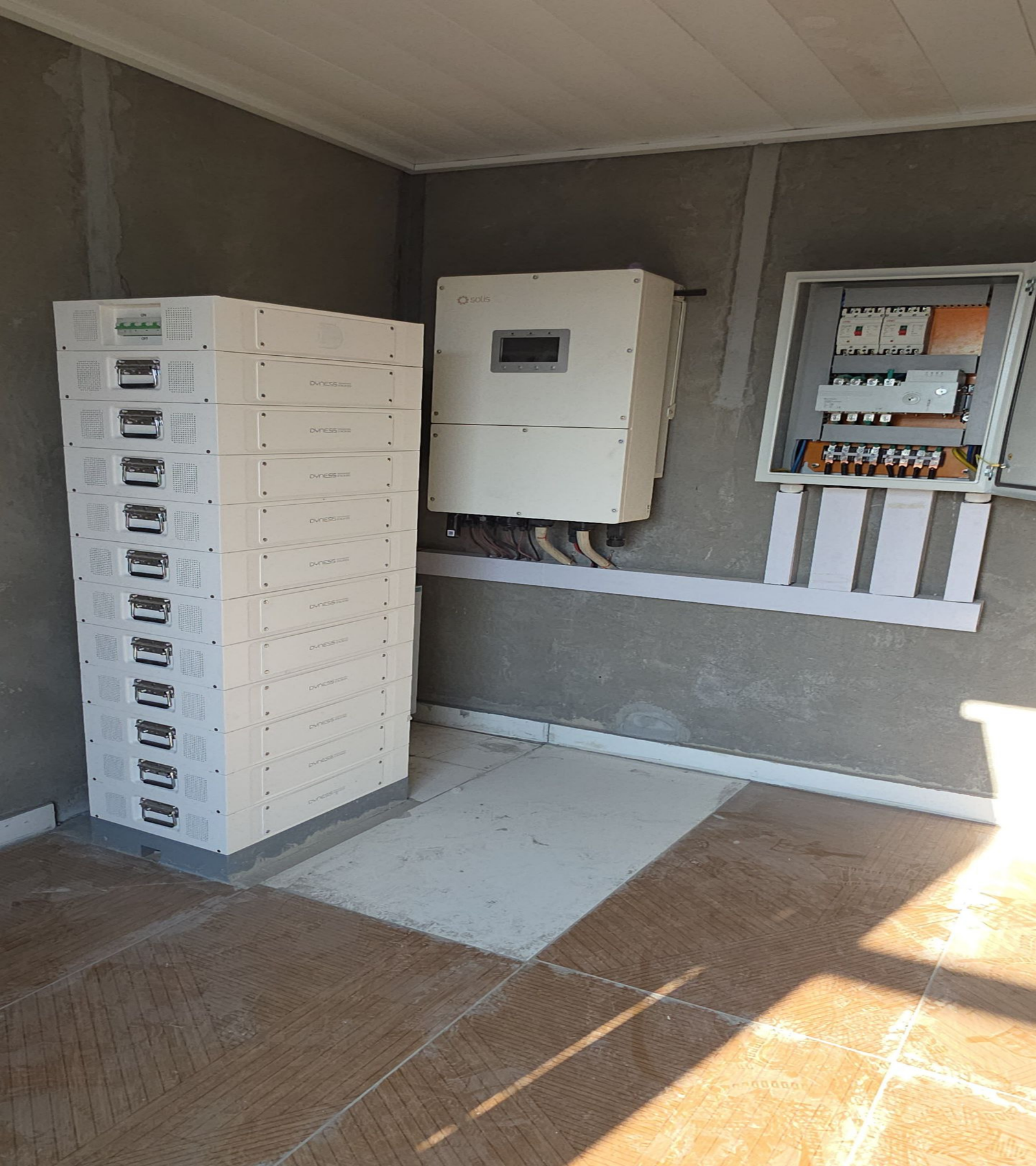 Hybrid multistack solar system